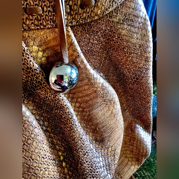 😍 FURLA LEATHER SHOULDER BAG PURSE 😍 IN GREAT CONDITION! - Picture 3 of 13